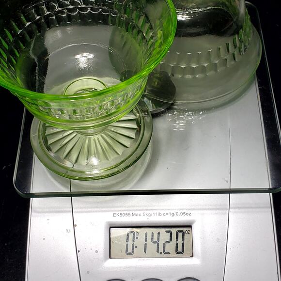 Vtg Anchor Hocking Roulette Vaseline Uranium Sherbet Glasses Set of 2 - Picture 8 of 8